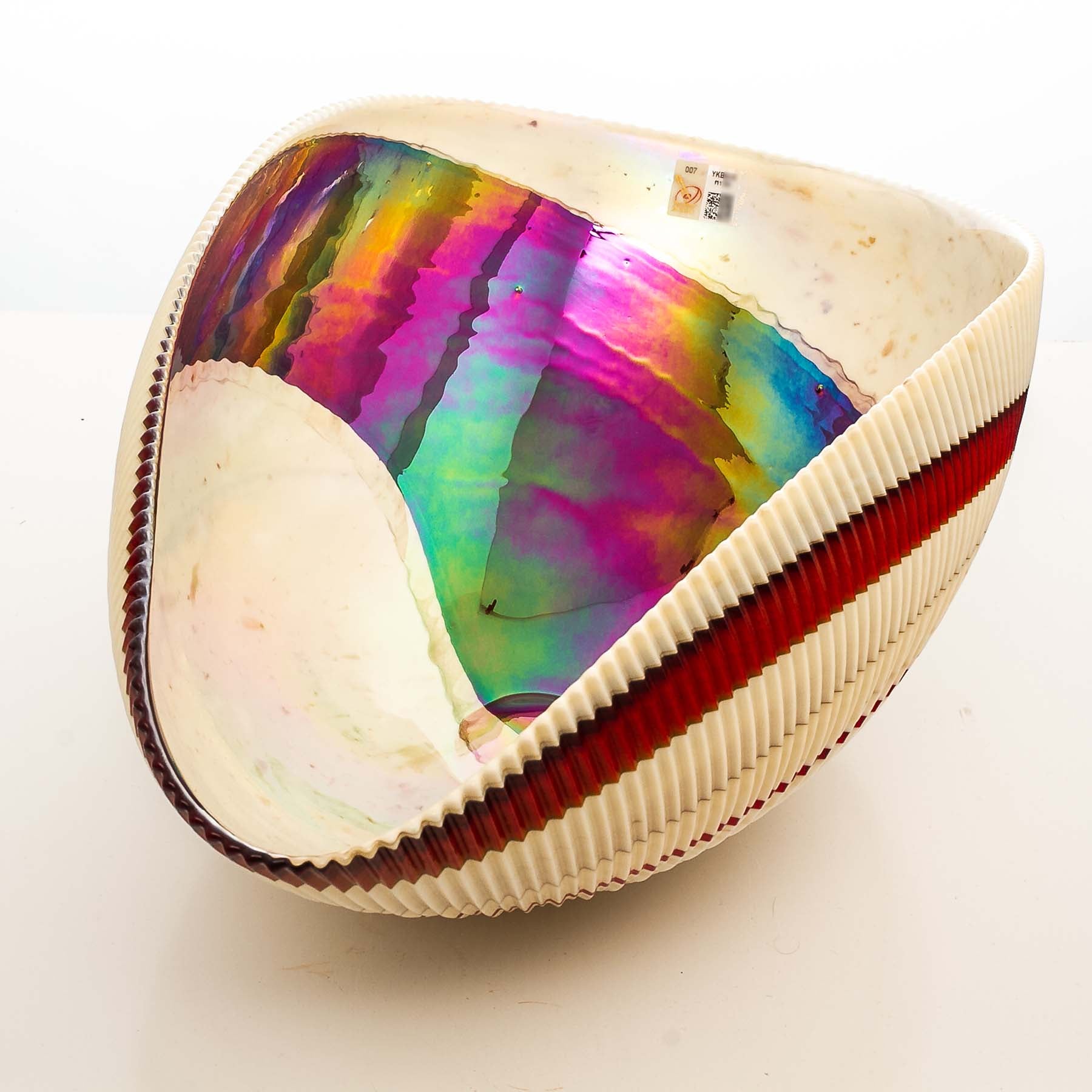 Marbled Ivory red spiral glass shell - special edition - Glass of Murano