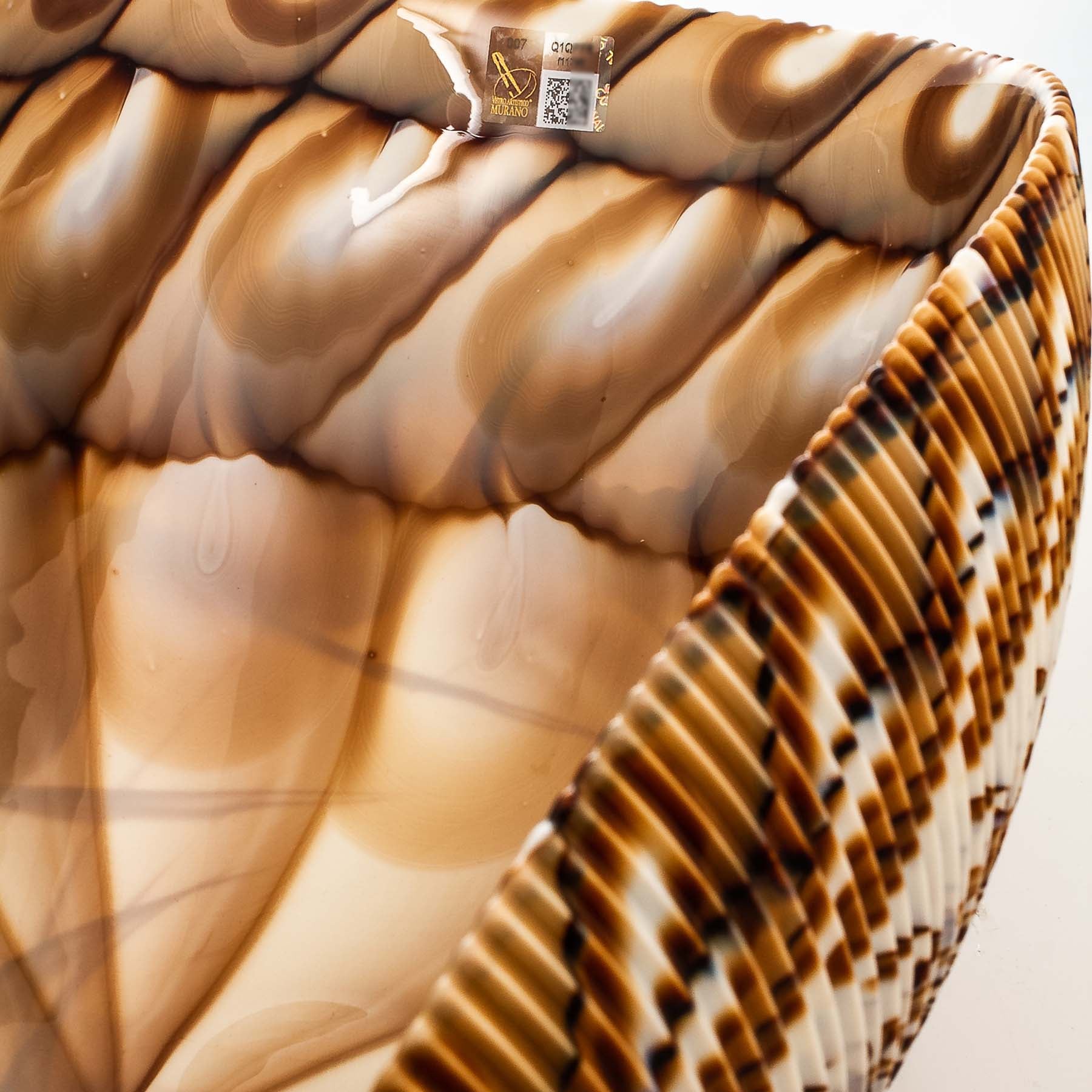 Rich Chestnut glass shell - Glass of Murano